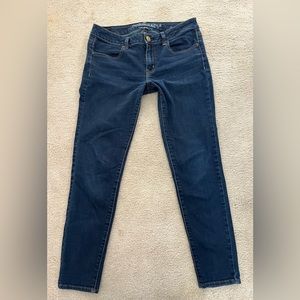 AE American Eagle Super Stretch Dark denim Jeggings jeans size 8 short